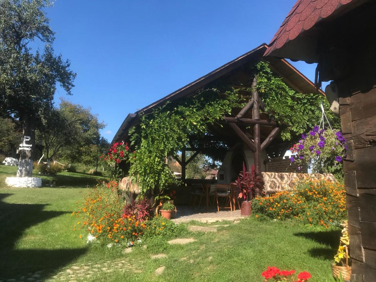 Casa Relax Hotell Văleni Eksteriør bilde