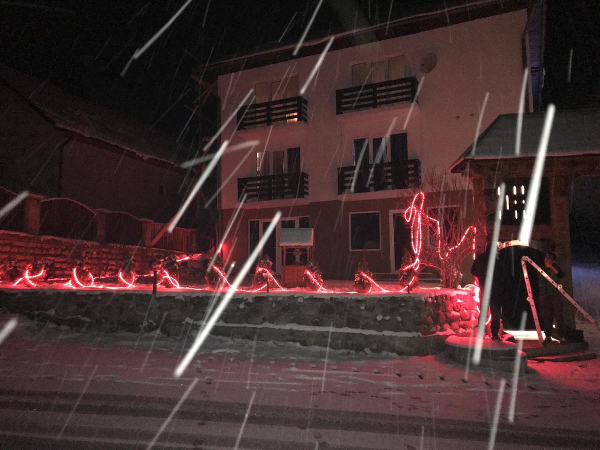 Casa Relax Hotell Văleni Eksteriør bilde