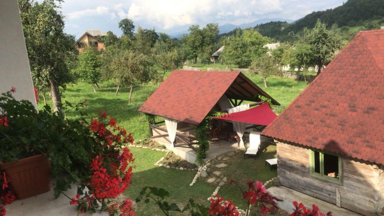 Casa Relax Hotell Văleni Eksteriør bilde