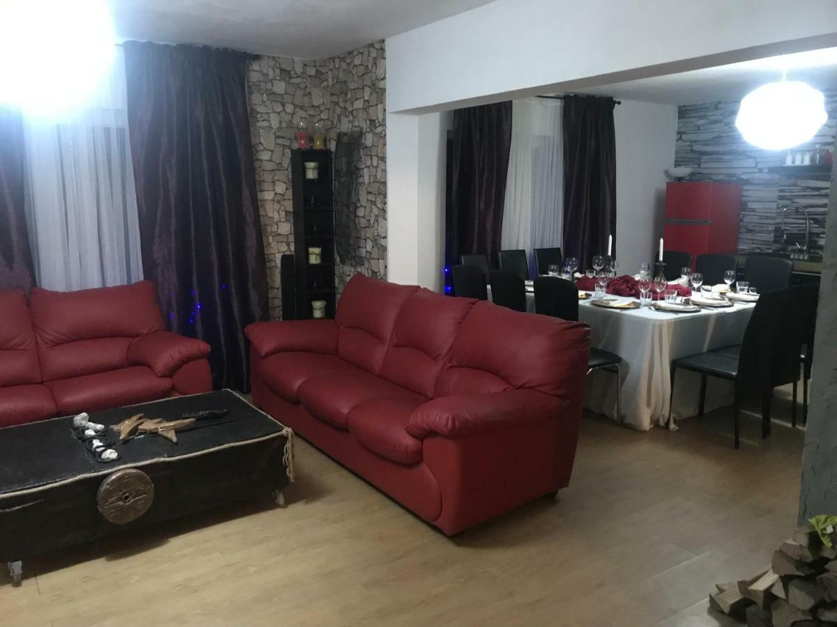Casa Relax Hotell Văleni Eksteriør bilde