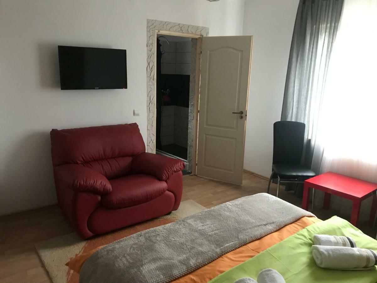Casa Relax Hotell Văleni Eksteriør bilde